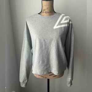 Umbro Gray Cropped LS Sweatshirt Embroidered Logo, XL